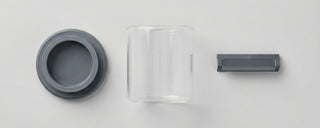 Nachhaltiger Service: Ersatzteile wie Silikondichtungen und Deckel für dein HATTY HAYS Ordnungssystem.