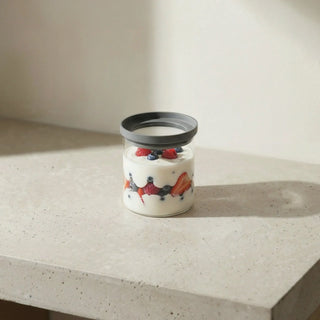 Ästhetisches 500ml Dessertglas aus Borosilikatglas mit Beeren-Joghurt; die Pure Edition eignet sich perfekt für Meal Prep und zum Servieren.