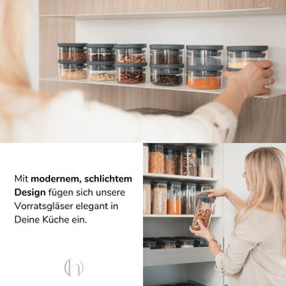 Zwei stapelbare Vorratsgläser von Hatty Hays übereinander platziert zur platzsparenden Küchenorganisation.